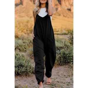 NWT Double Take V-Neck Sleeveless Jumpsuit with Pocket